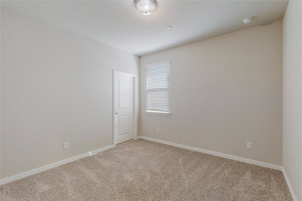 7621 Sunset Boulevard - Photo 22