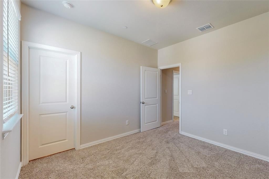 7621 Sunset Boulevard - Photo 25