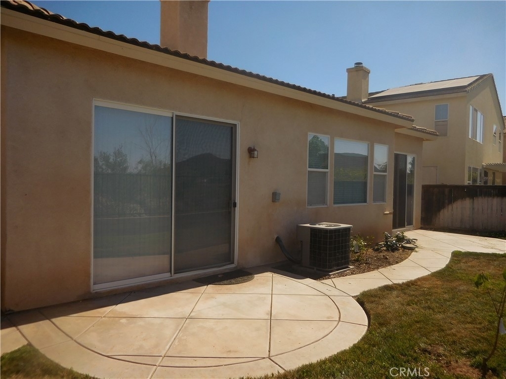 32402 Safflower Street - Photo 22