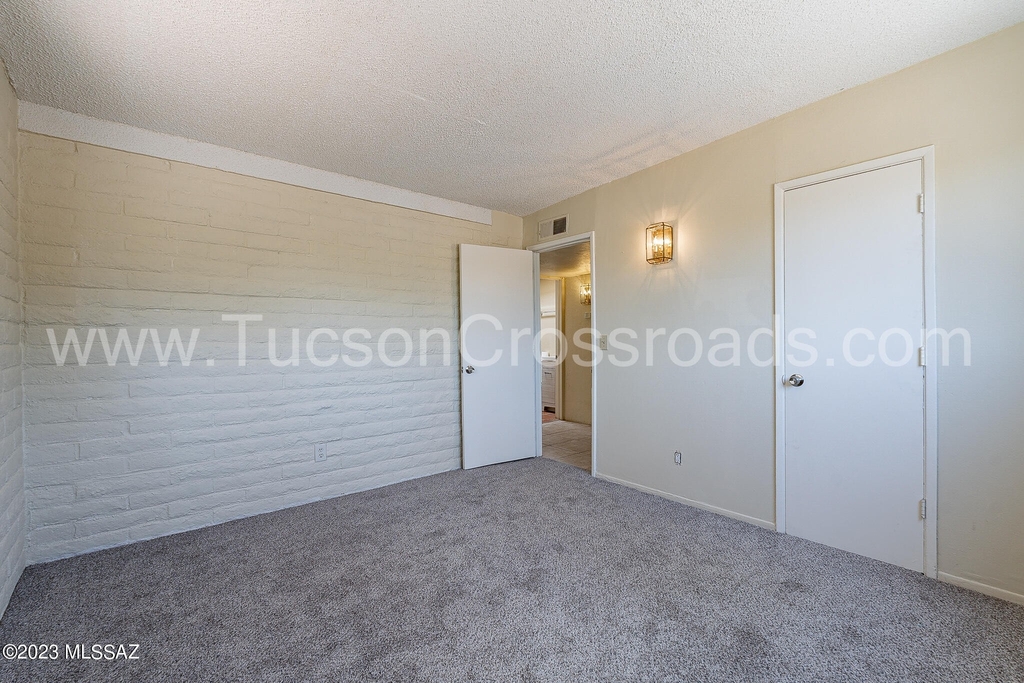 2843 E Kentucky Street - Photo 20