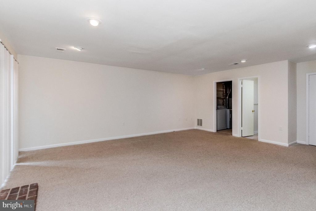 5404 Barrister Place - Photo 24
