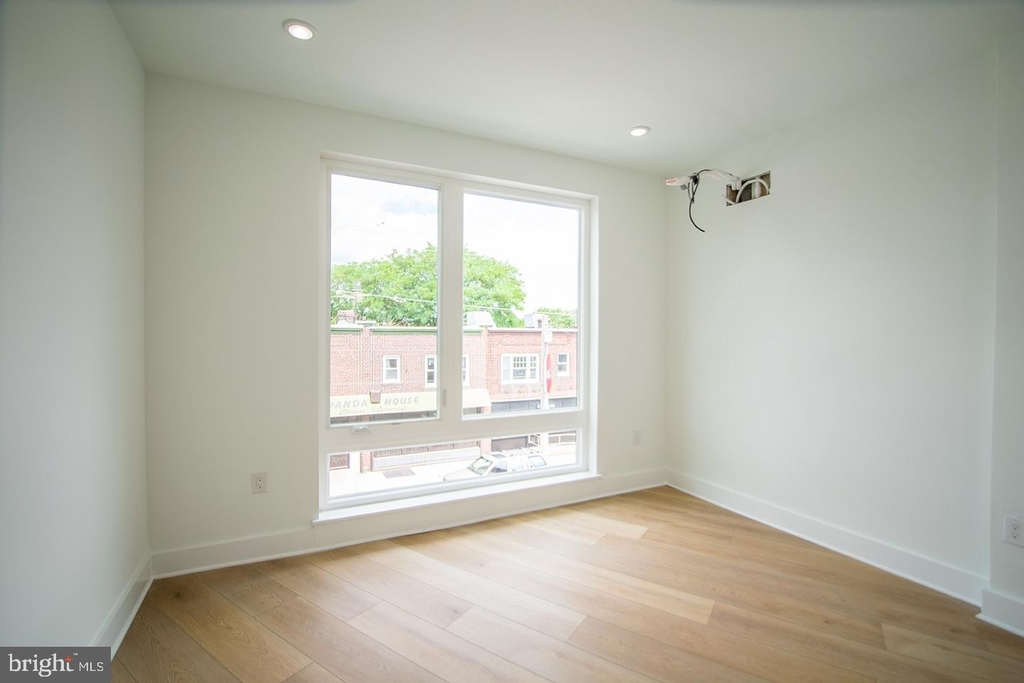 25 W Hortter Street - Photo 5