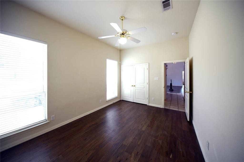 8791 Halstead Court - Photo 13