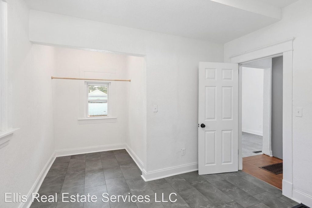 5909 Holmes St. - Photo 18