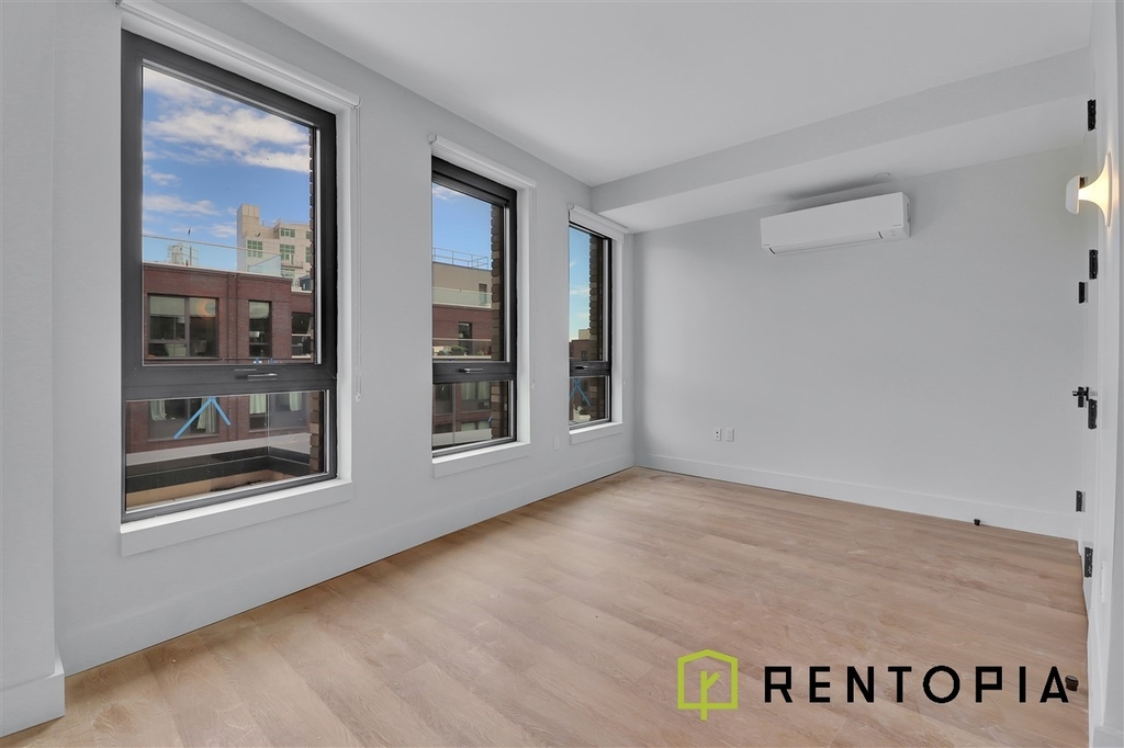 130 Hope Street - Photo 3