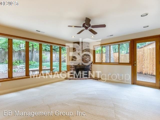 3180 Edgemont Rd - Photo 4