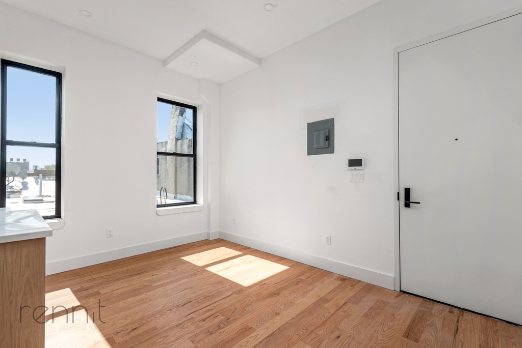 808 Putnam Avenue - Photo 6