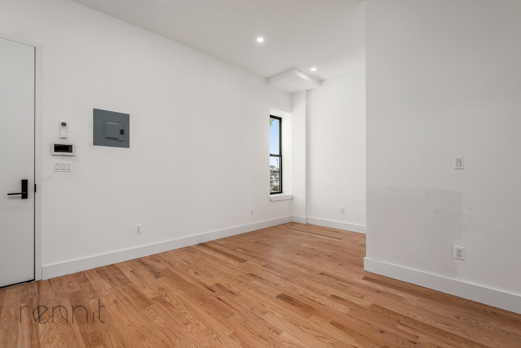 808 Putnam Avenue - Photo 8