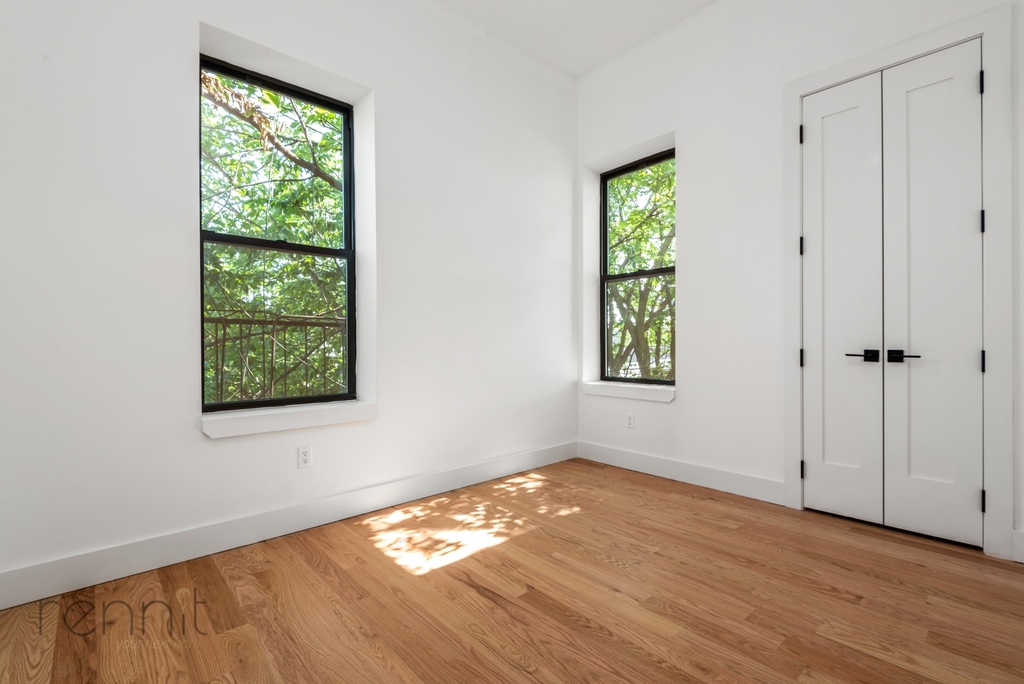 808 Putnam Avenue - Photo 13
