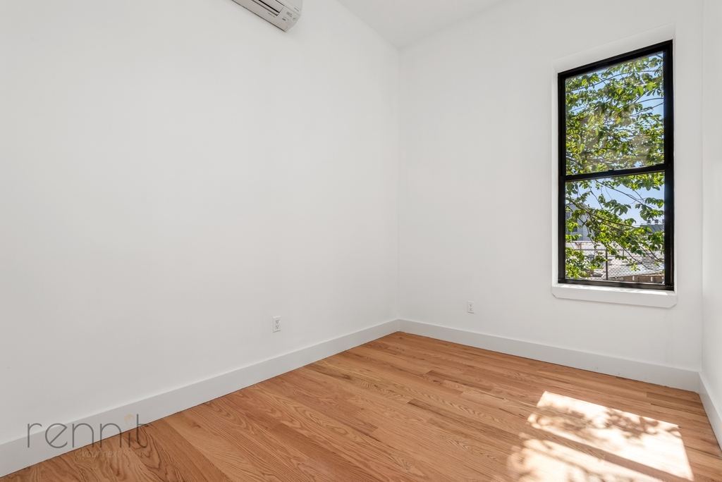 808 Putnam Avenue - Photo 12