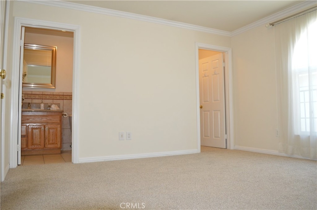 11734 Valley View Avenue - Photo 14