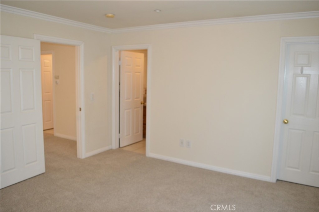 11734 Valley View Avenue - Photo 15