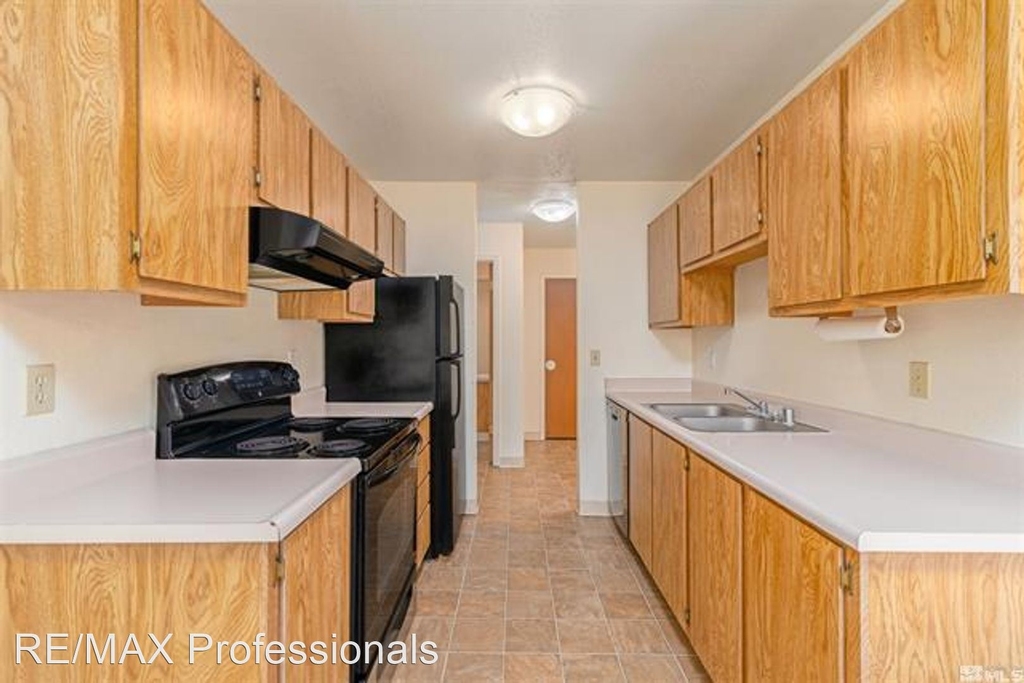 3890 E Leonesio Drive #b-2 - Photo 2