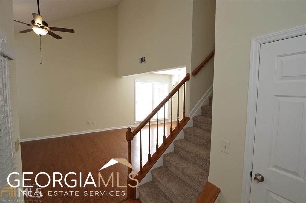 12110 Greenmont Walk - Photo 2