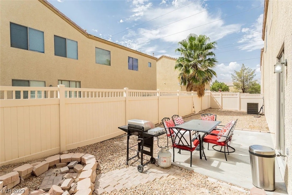 6341 Kitamaya Street - Photo 4