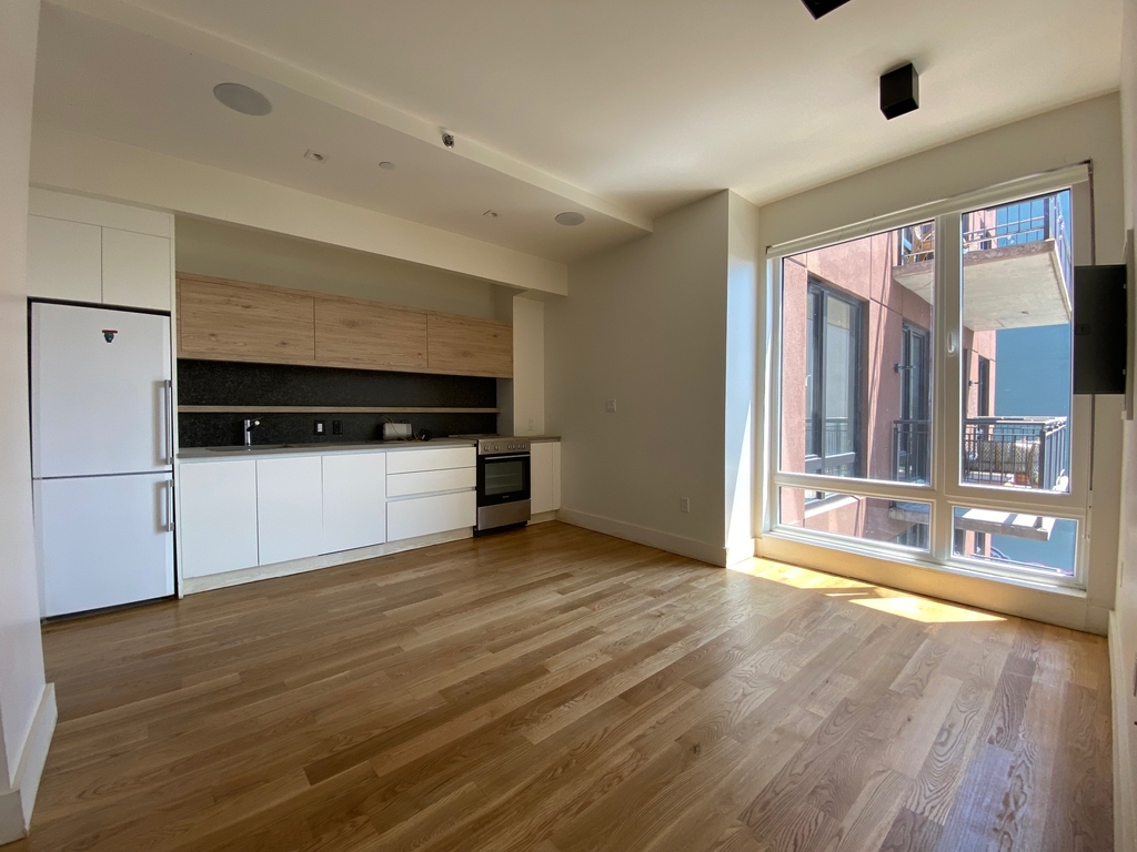 1068 Fulton Street - Photo 0