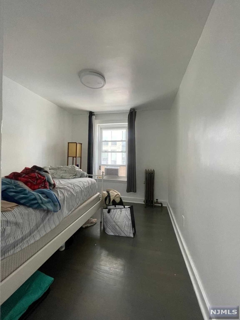 59 Halsey Street - Photo 8