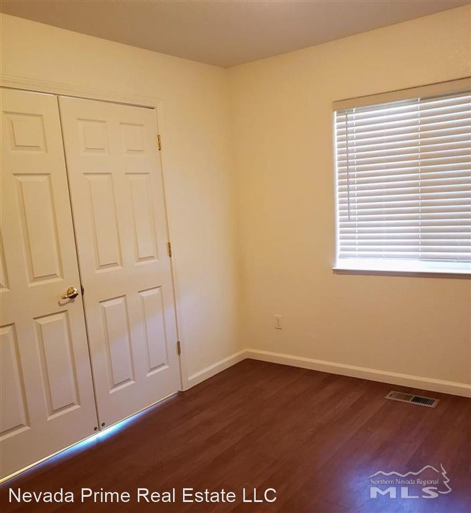 18329 Dustin Court - Photo 5