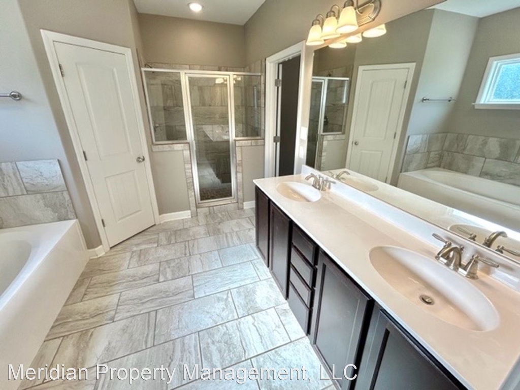 8617 Birnham Cove - Photo 6