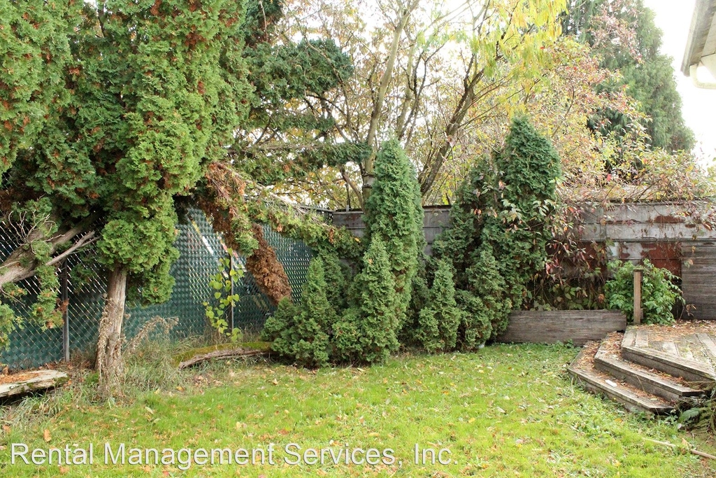 2414 Ne 12th Ave - Photo 6