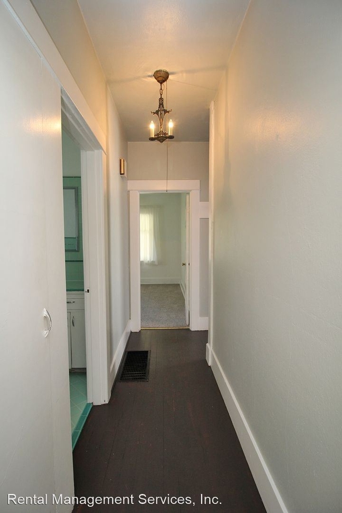 2414 Ne 12th Ave - Photo 19