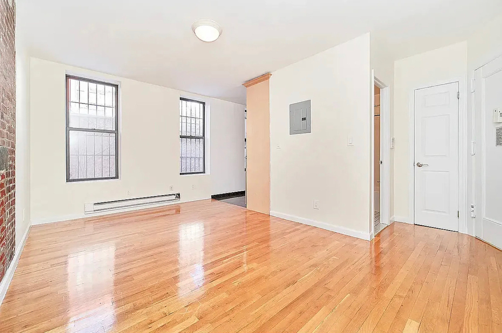 283 Mott Street - Photo 4