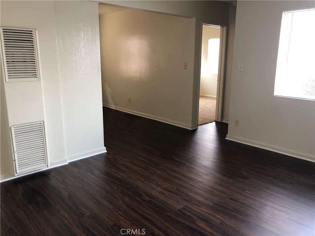 327 W Carson Street - Photo 1