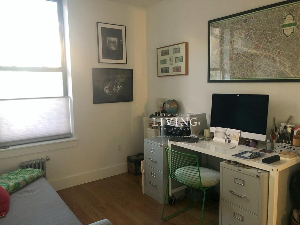 115 Carlton Avenue - Photo 1