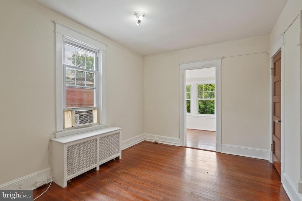 4226 Fessenden St Nw - Photo 10