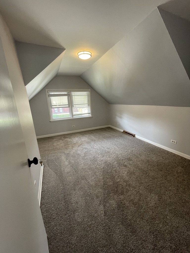 5439 S Lockwood Avenue - Photo 1