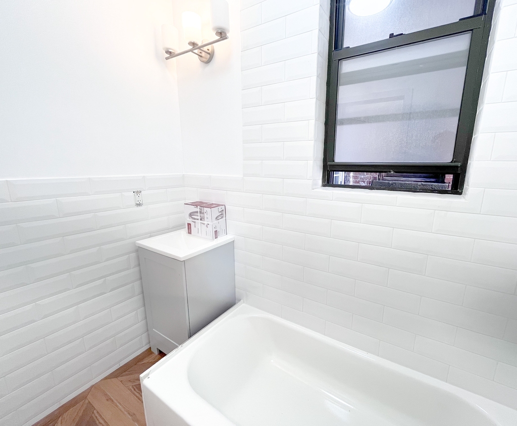 137 West 83rd Street, New York, NY 10024 - Photo 6