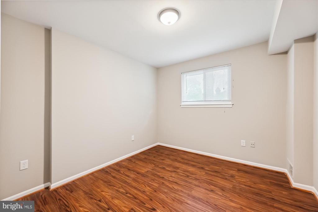 10004 Dalroy Ct - Photo 28