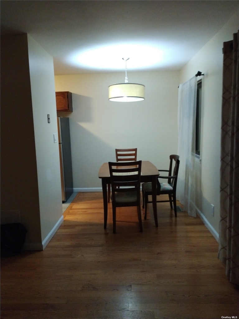 135-22 223rd Street - Photo 3