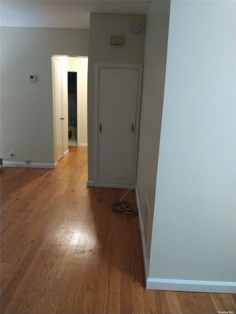 135-22 223rd Street - Photo 2