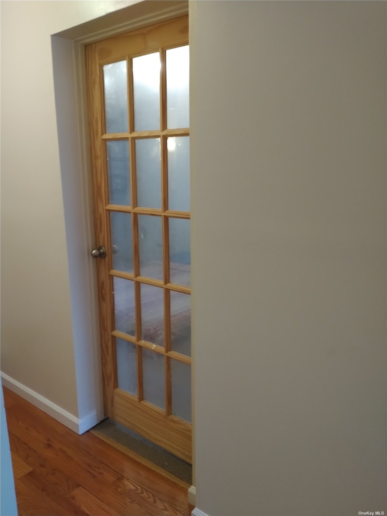 135-22 223rd Street - Photo 9