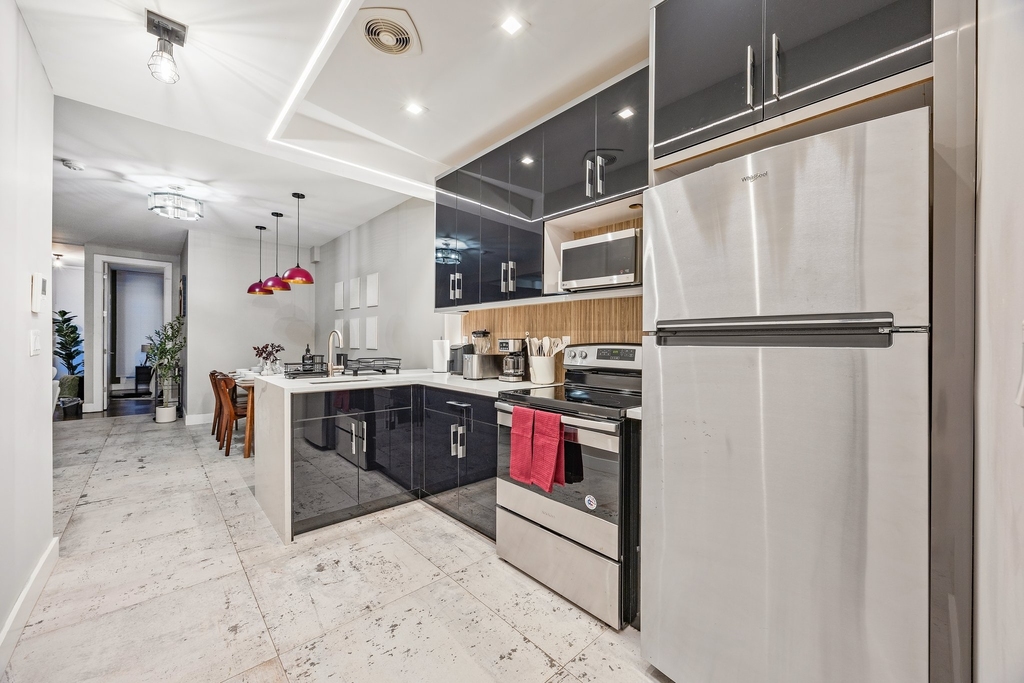 59 Graham Avenue - Photo 7
