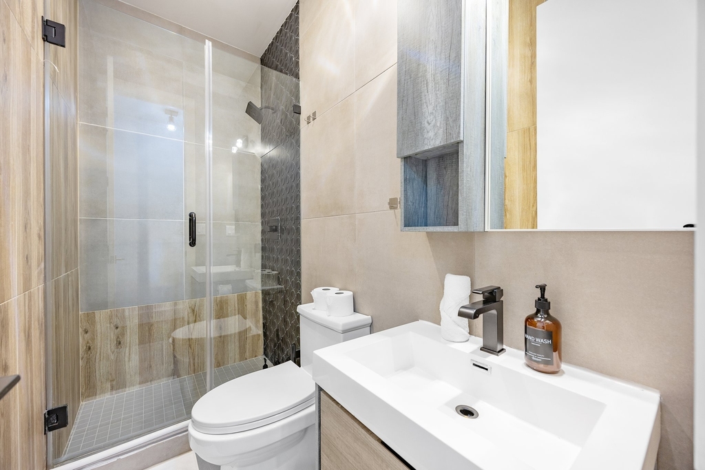 59 Graham Avenue - Photo 16