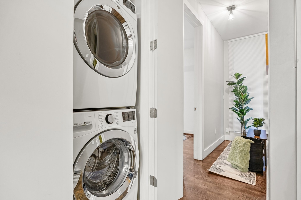 59 Graham Avenue - Photo 8