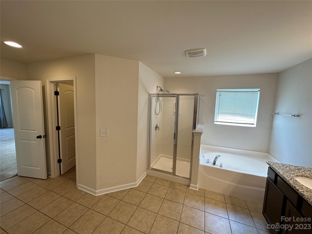 1010 Albany Park Drive - Photo 31