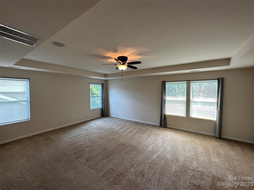 1010 Albany Park Drive - Photo 26