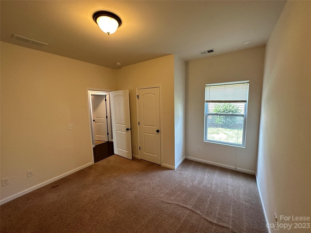 1010 Albany Park Drive - Photo 19