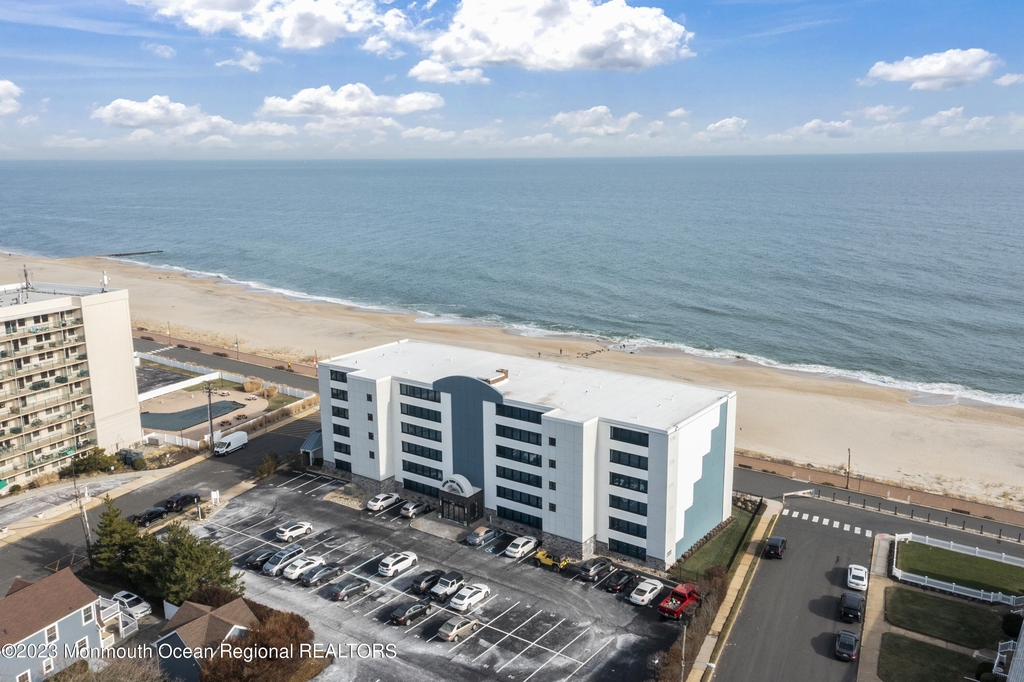 510 Ocean Avenue - Photo 1