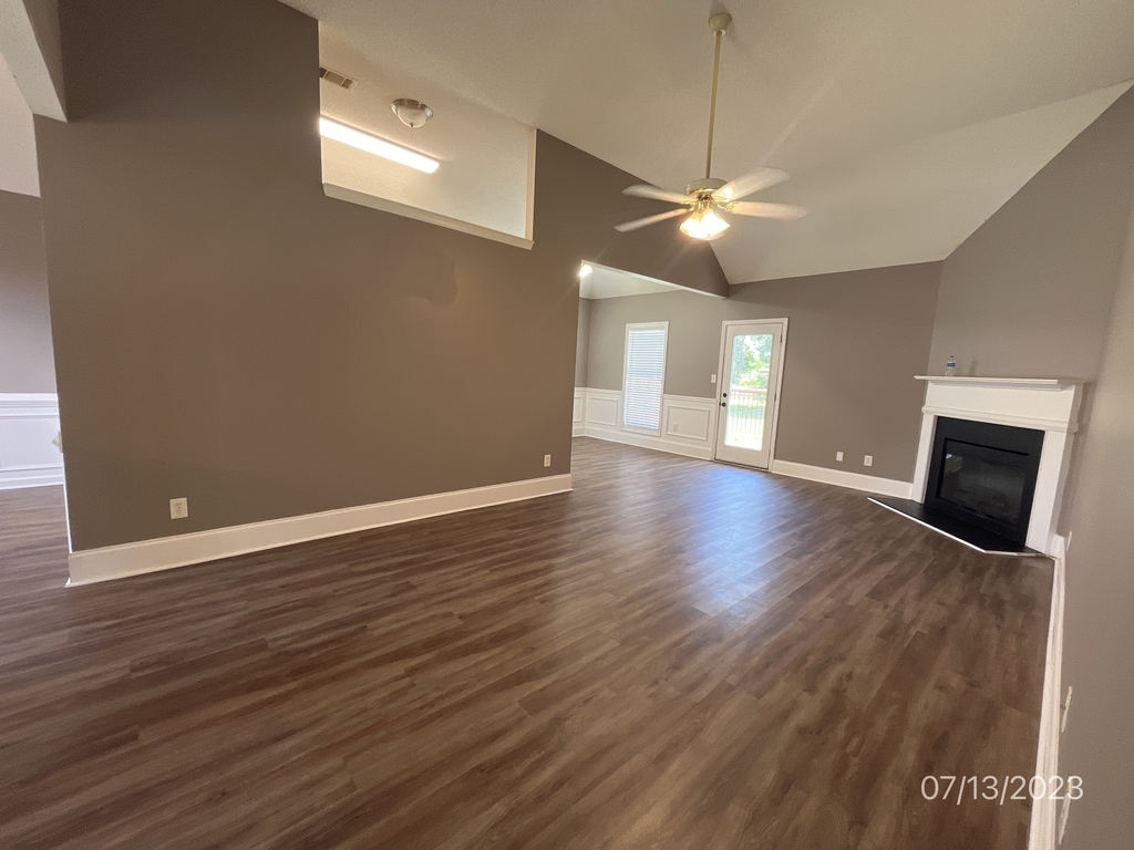 147 River Park Circle - Photo 5