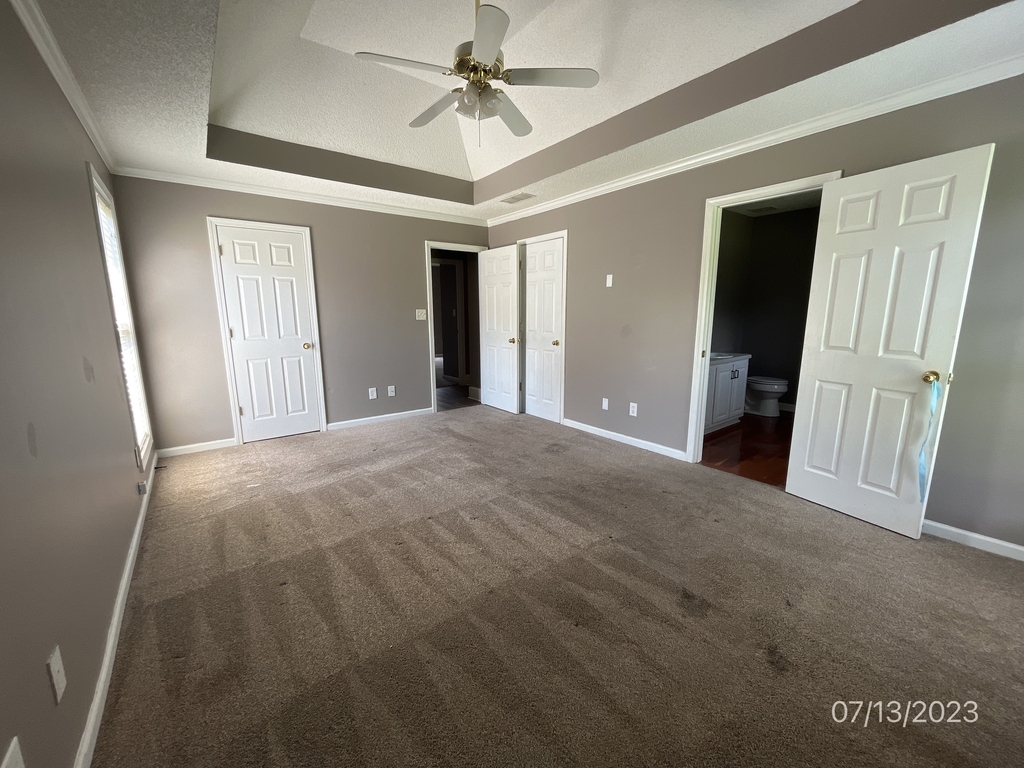 147 River Park Circle - Photo 9