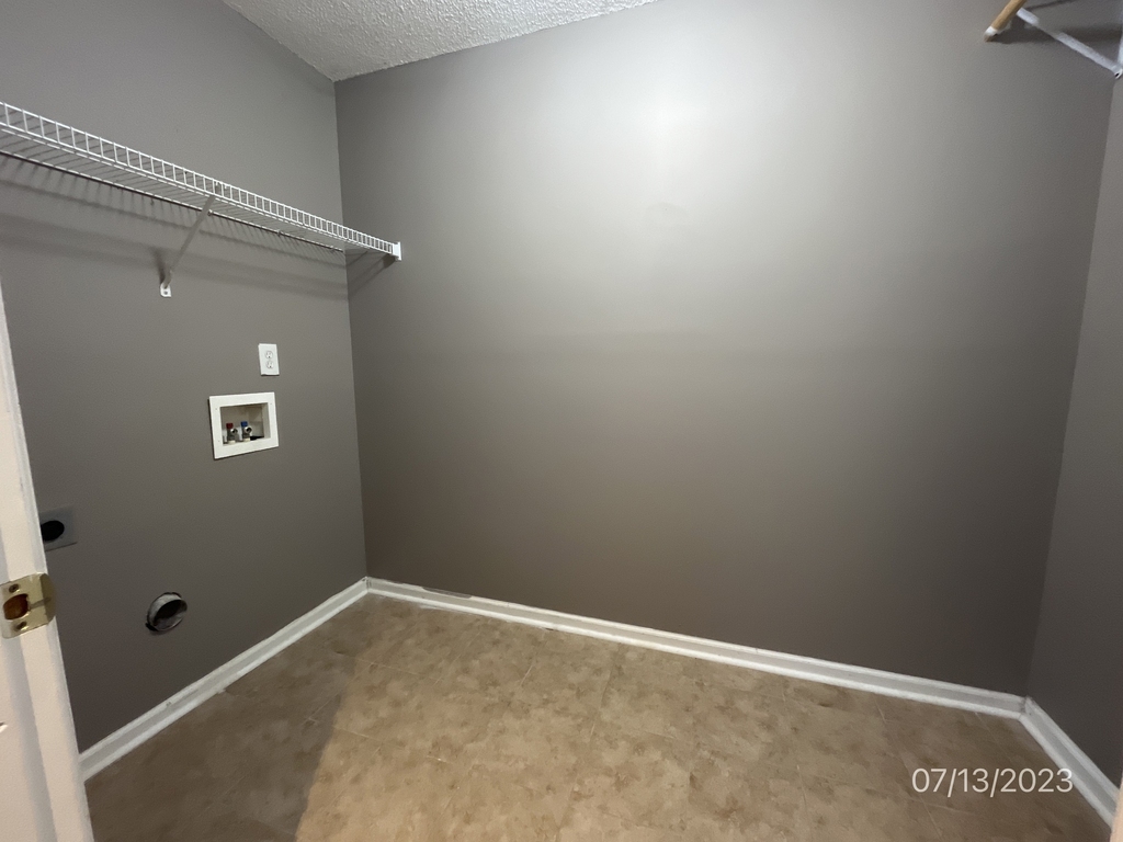 147 River Park Circle - Photo 12