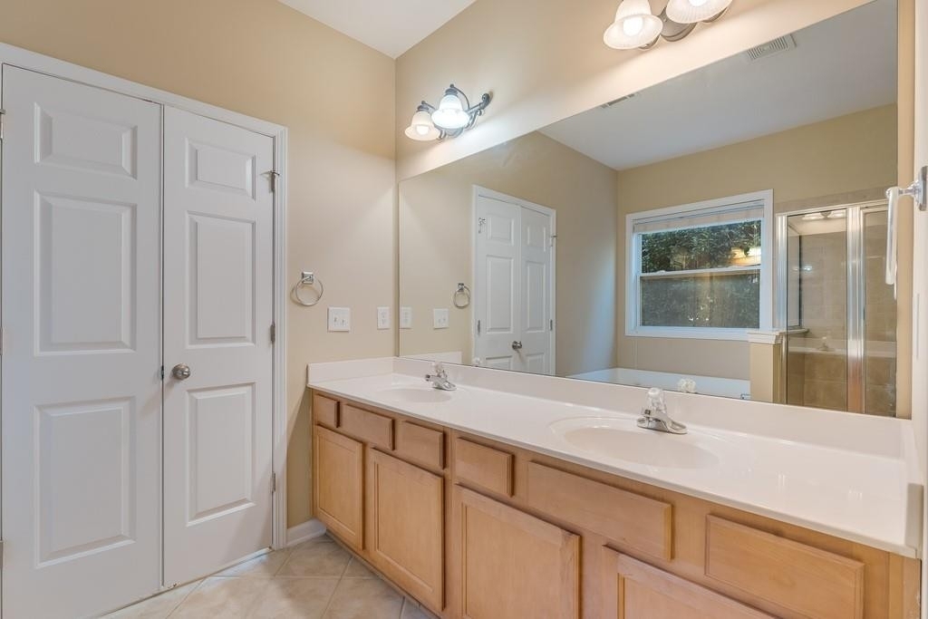 3277 Wyesham Circle - Photo 18