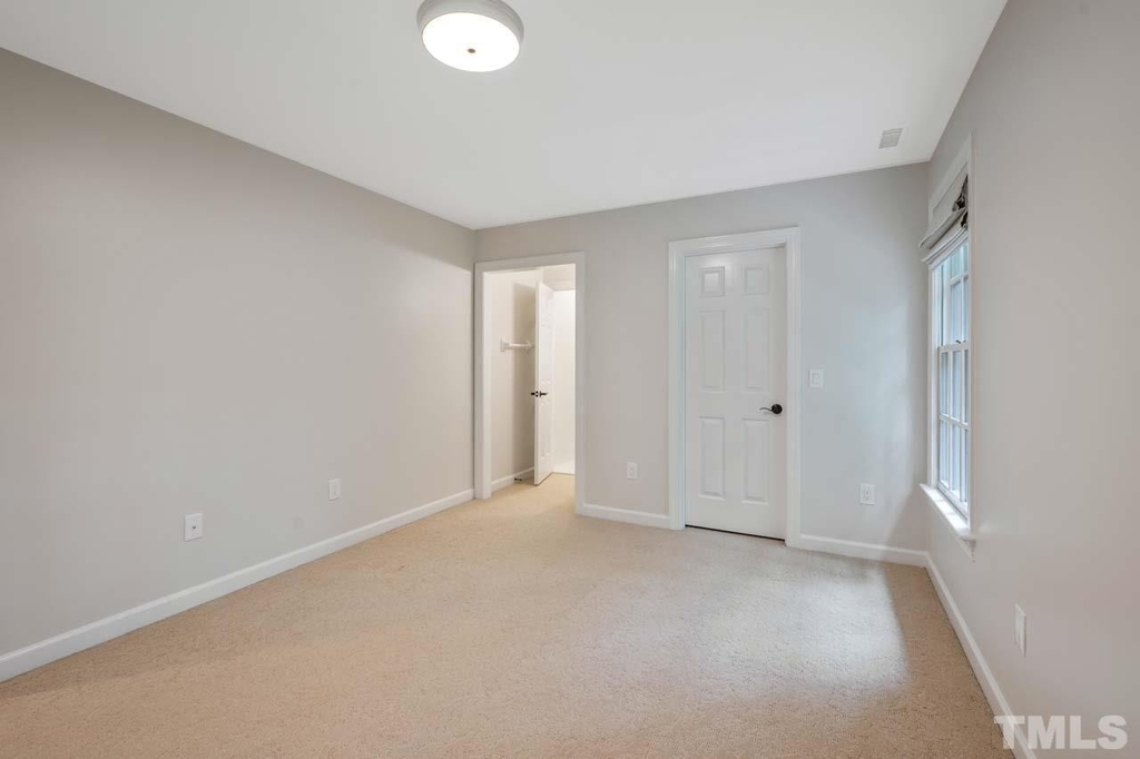 1202 Summerville Lane - Photo 38