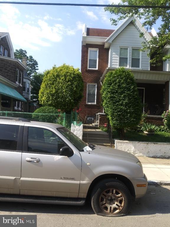 1924 W Venango St W - Photo 0