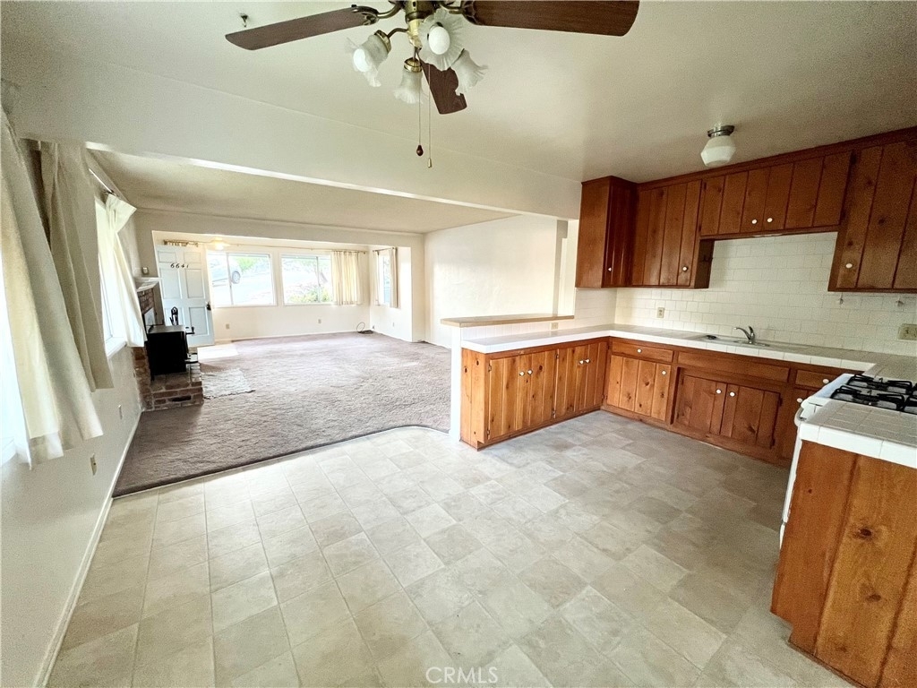 6641 Sage Road - Photo 6