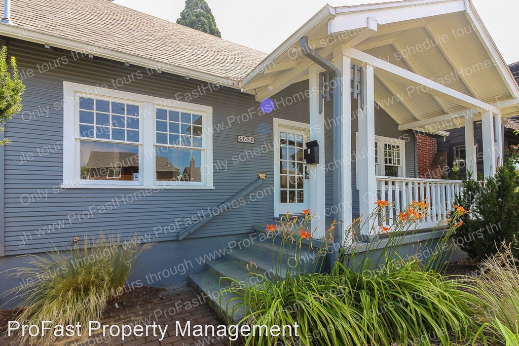 4626 Ne 29th Ave - Photo 1